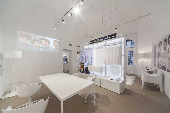 Xacus showroom milano - progetto architetto flavio albanese