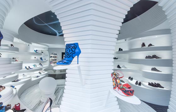 MVSA Architects ha realizzato il nuovo negozio di Shoebaloo